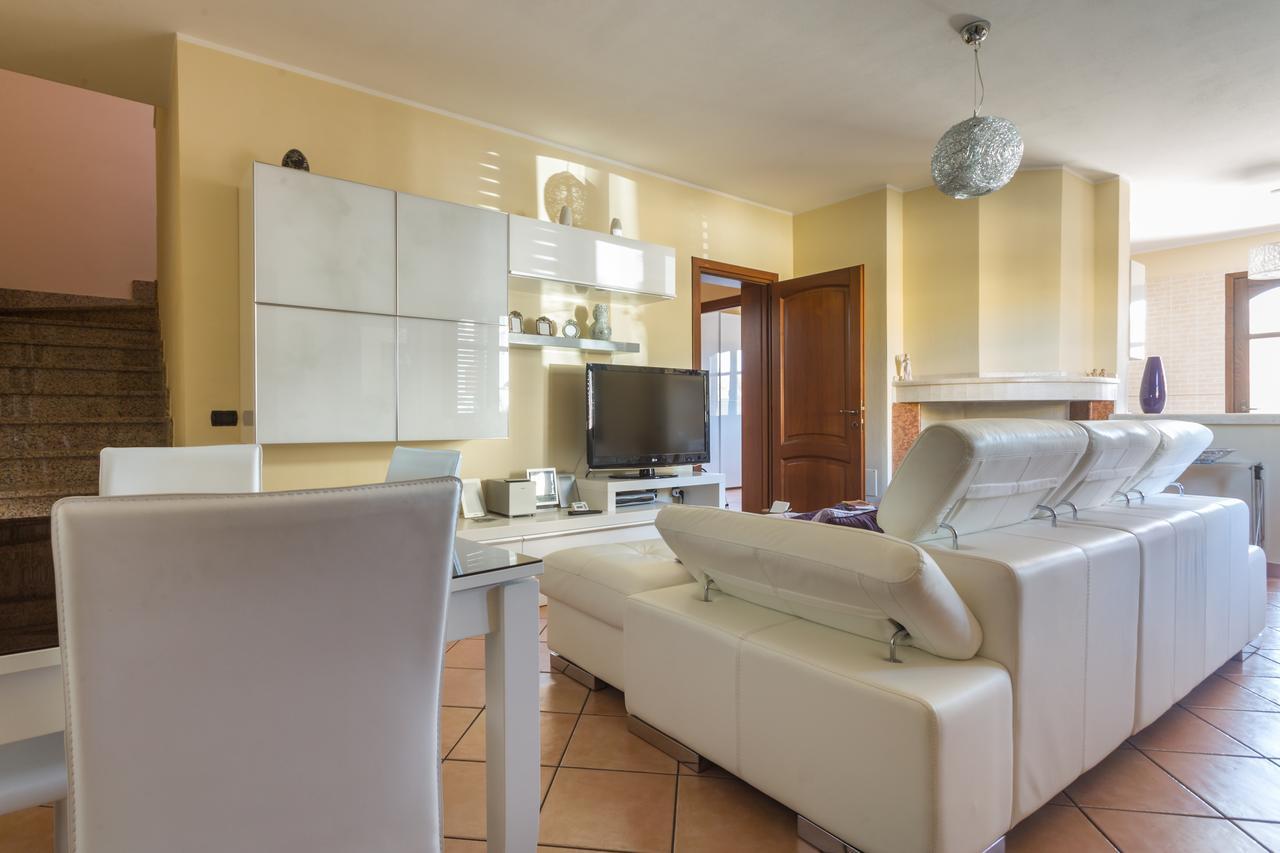Anaelehouseapartments Ltb Arborea Extérieur photo