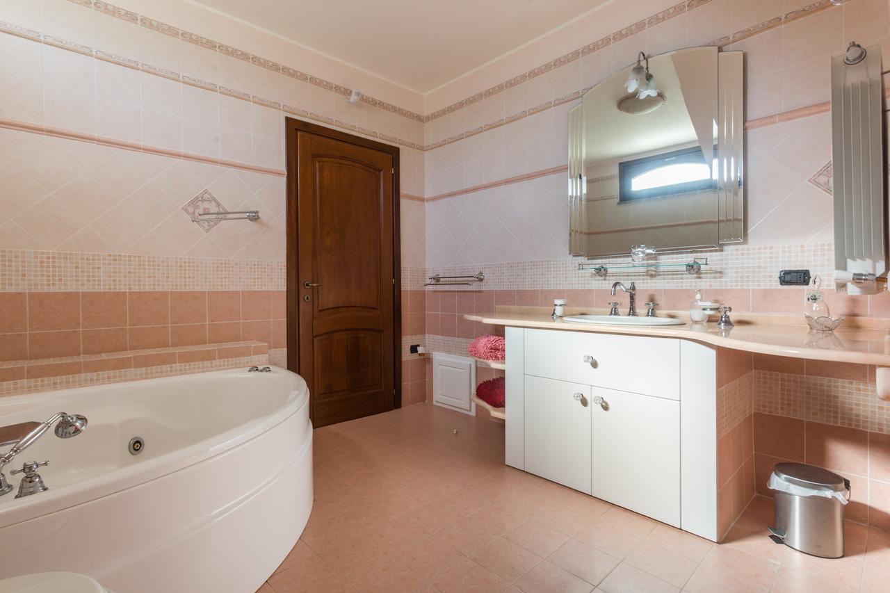 Anaelehouseapartments Ltb Arborea Extérieur photo