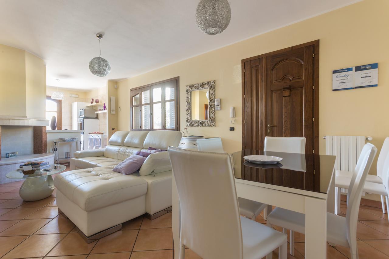 Anaelehouseapartments Ltb Arborea Extérieur photo
