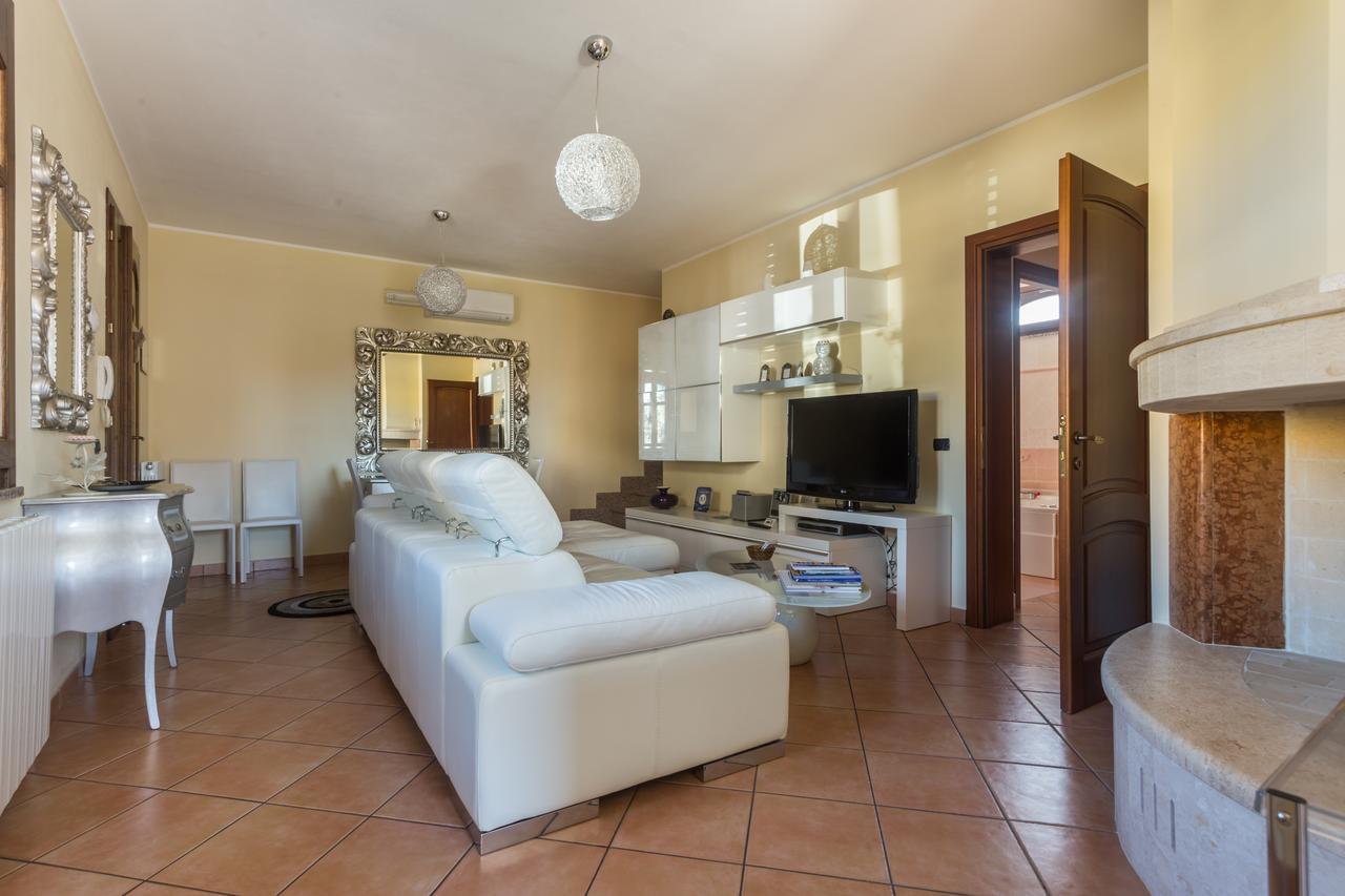 Anaelehouseapartments Ltb Arborea Extérieur photo
