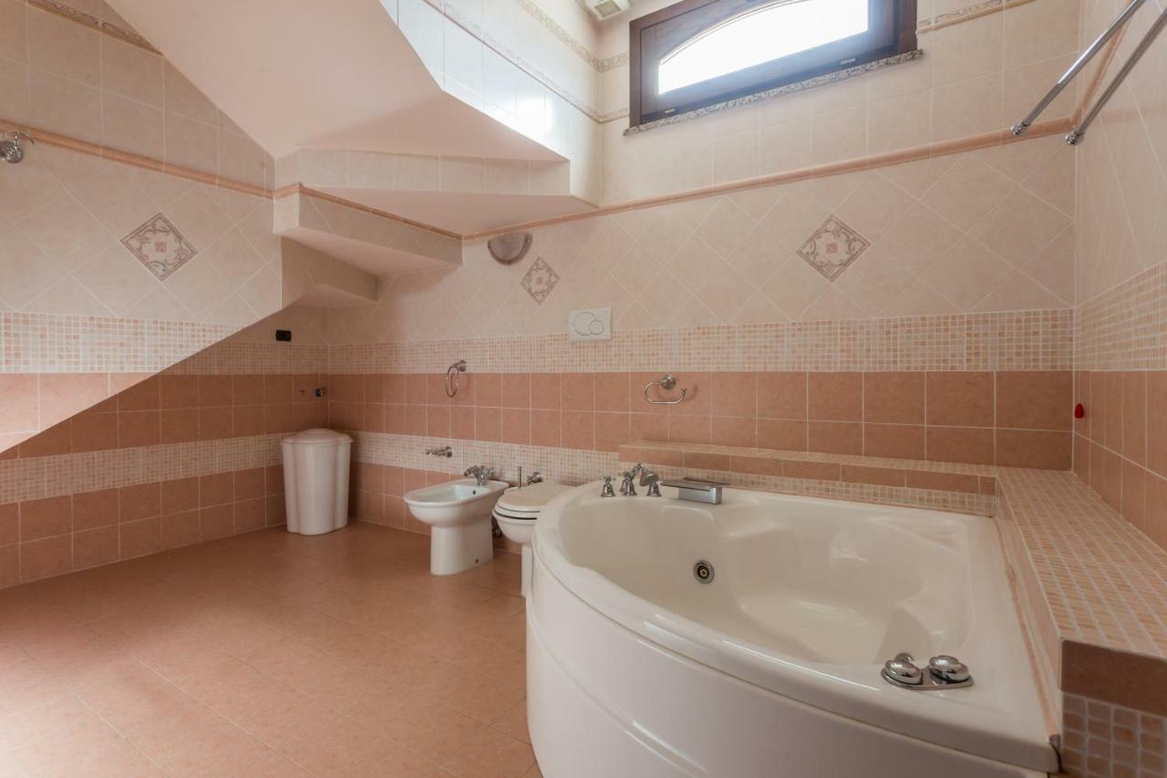 Anaelehouseapartments Ltb Arborea Extérieur photo